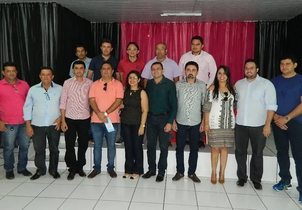 Prefeitos anunciam apoio a candidatura de Patrícia Leal