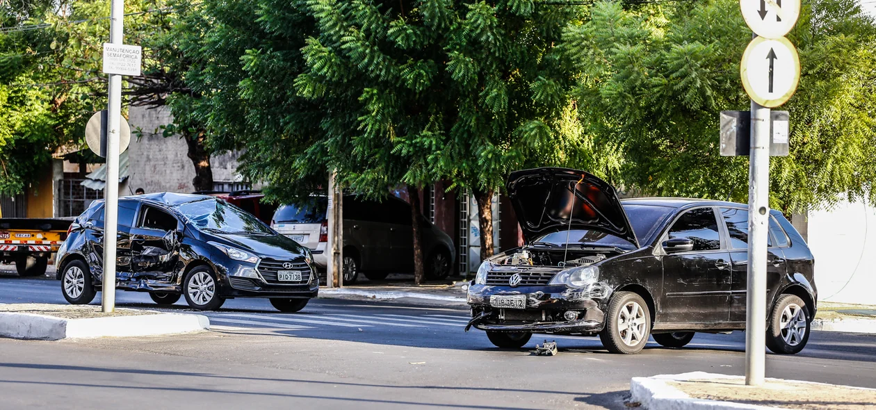 Acidente na avenida Miguel Rosa em Teresina 