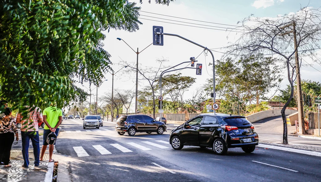 Aguardando a pericia chegar ao local 
