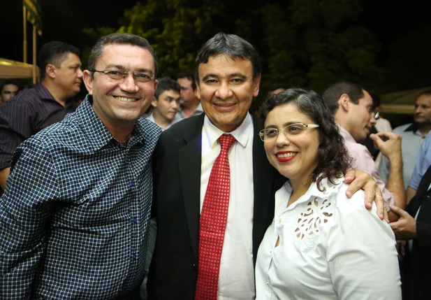 Patrícia Leal ao lado do governador Wellington Dias