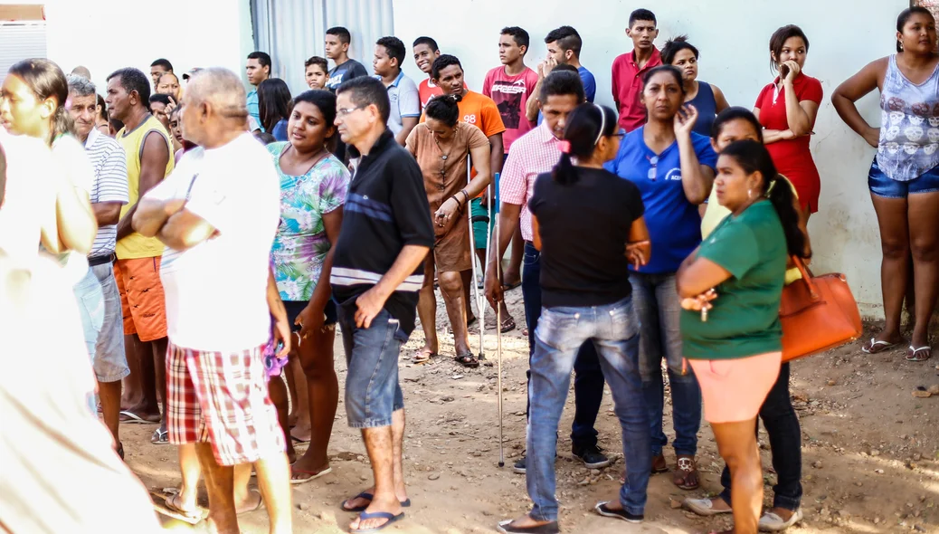 População no local da explosão 