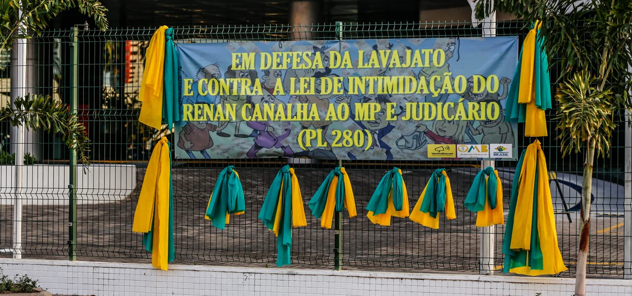 'Vem Pra Rua'