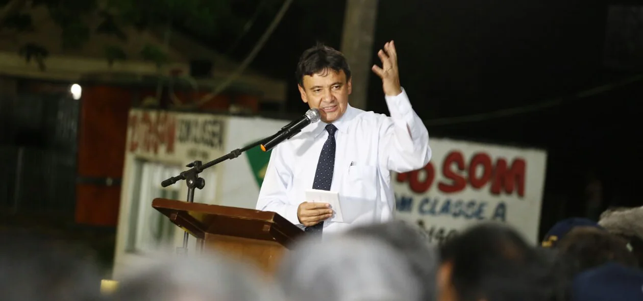 Wellington Dias durante pronunciamento