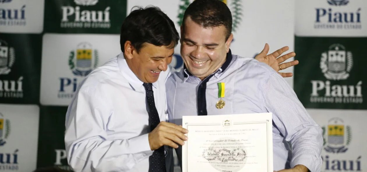 Wellington entrega medalha a pecuaristas 