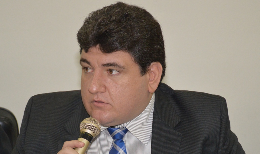 Hugo Victor é o candidato do Padre Walmir à presidência da Câmara de Picos