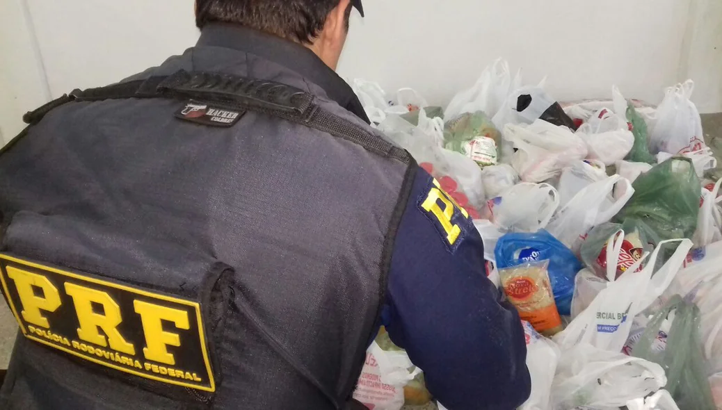 PRF do Piauí em ação voluntária