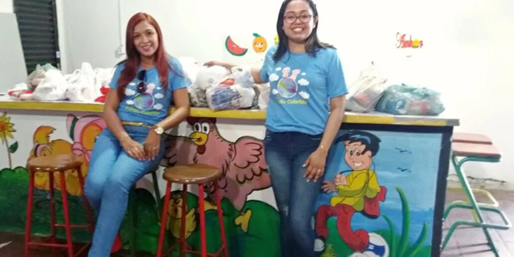 Voluntárias da ONG Mundo Colorido