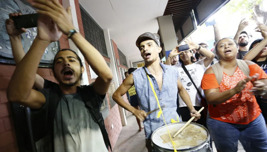 Estudantes em protesto na UFPI
