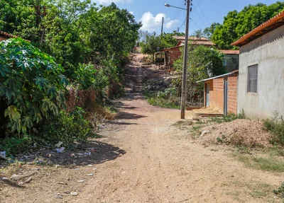 Moradores sofrem com falta de pavimentação na Vila Irmã Dulce