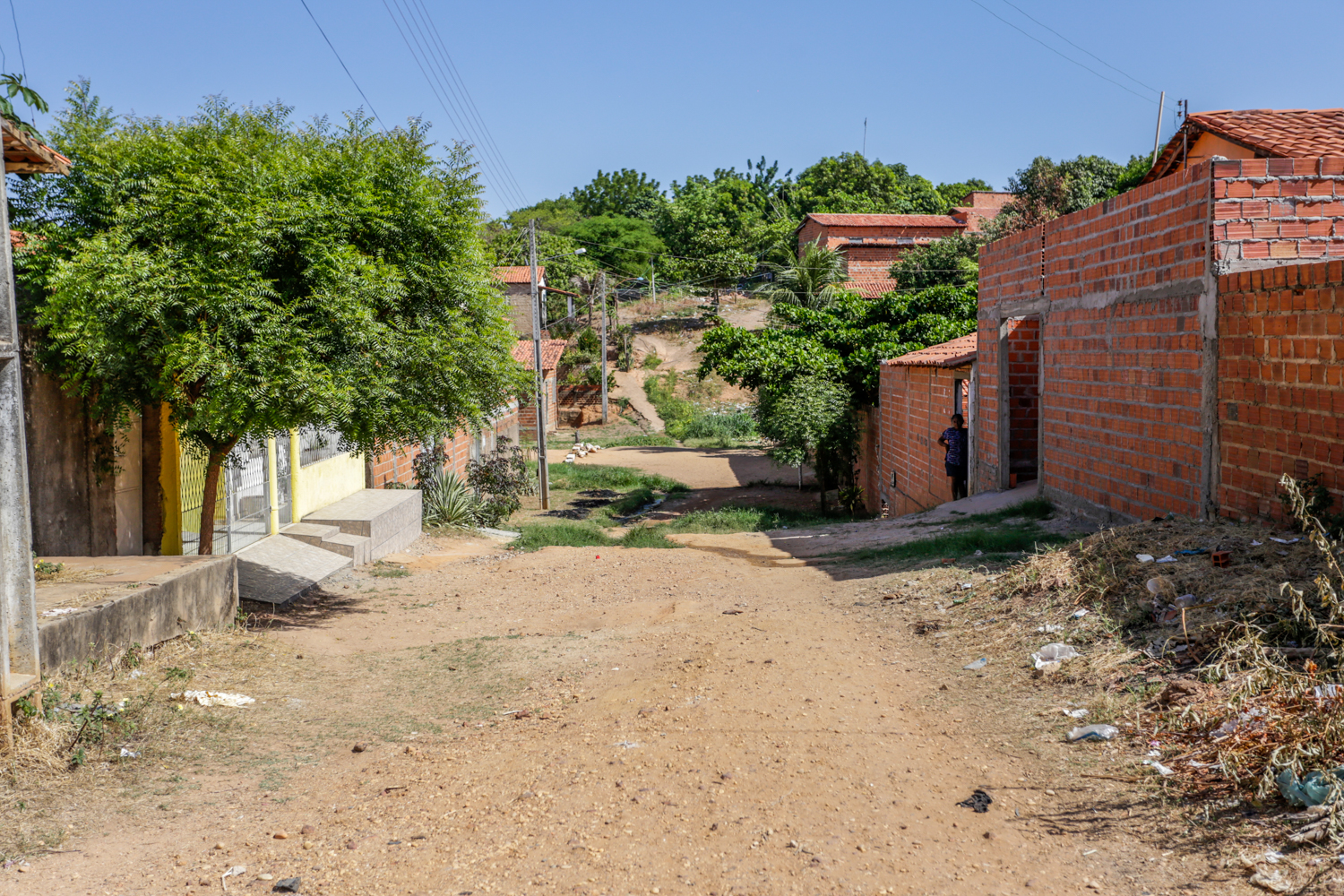 Falta de pavimentação dificulta mobilidade urbana na vila Irmã Dulce