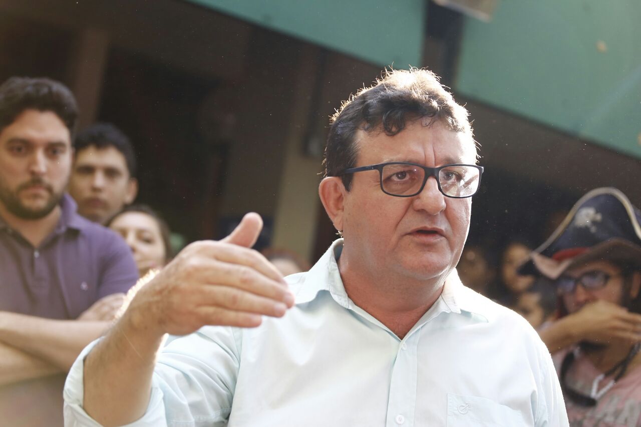 Vice-diretor do CCHL, Carlos Sait