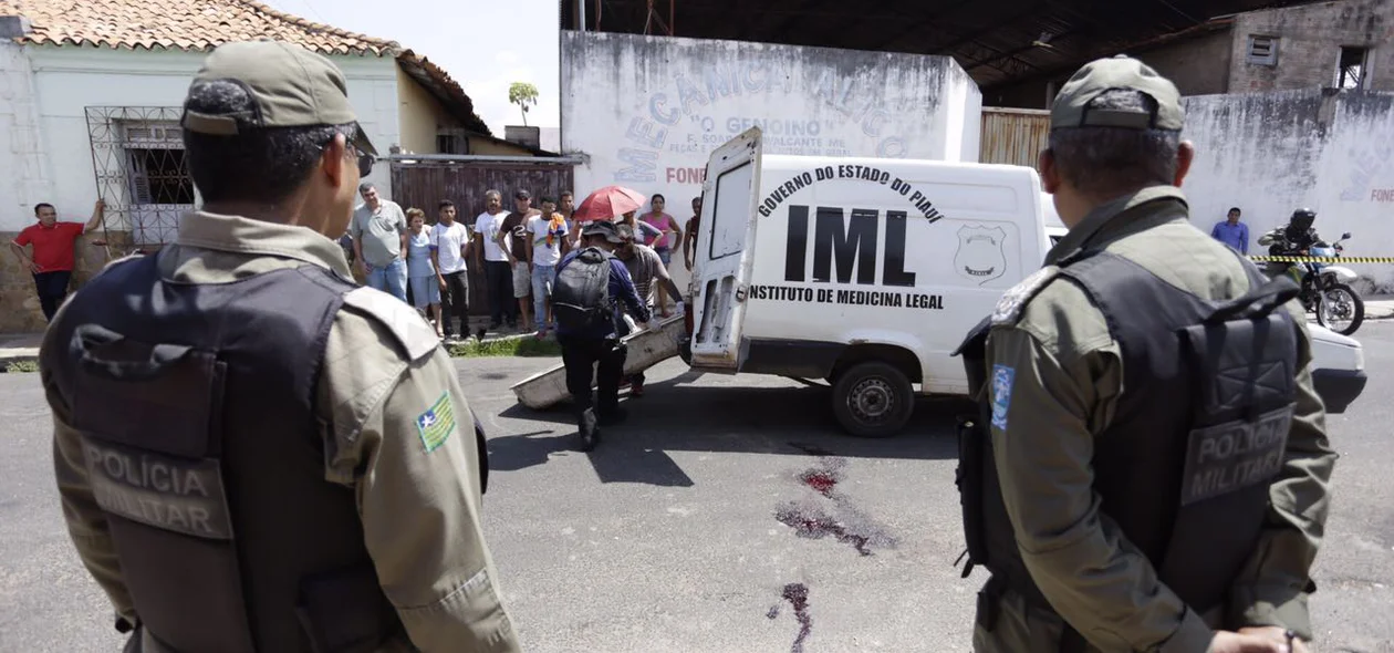 A Polícia Militar esteve no local do crime