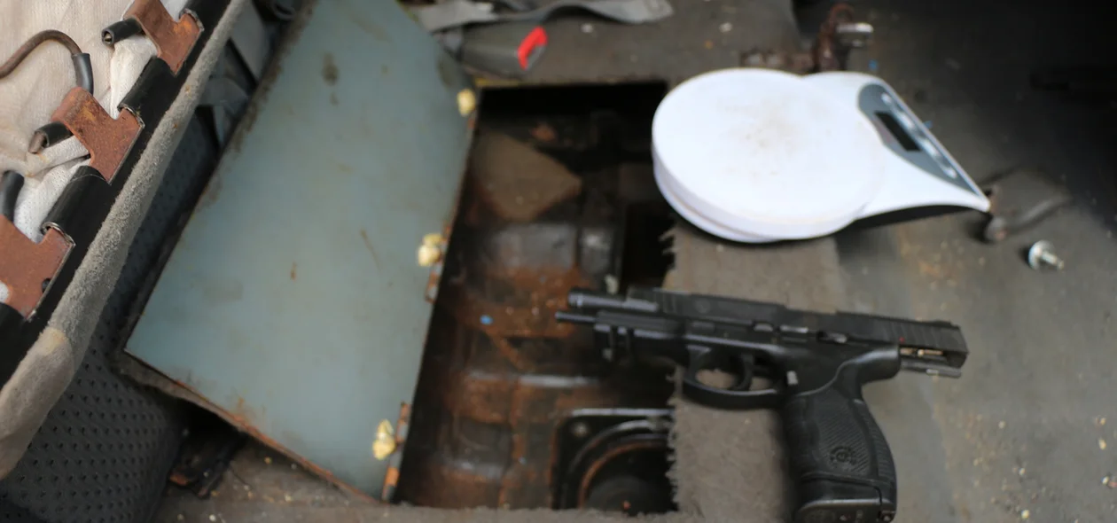 Esconderijo para armas e drogas