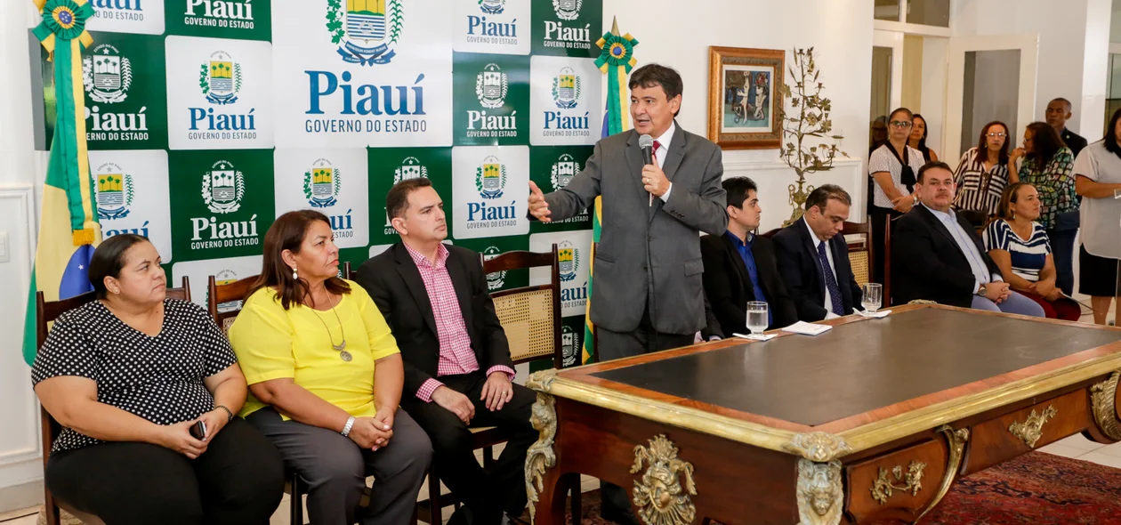 Governador Wellington Dias em seu pronunciamento