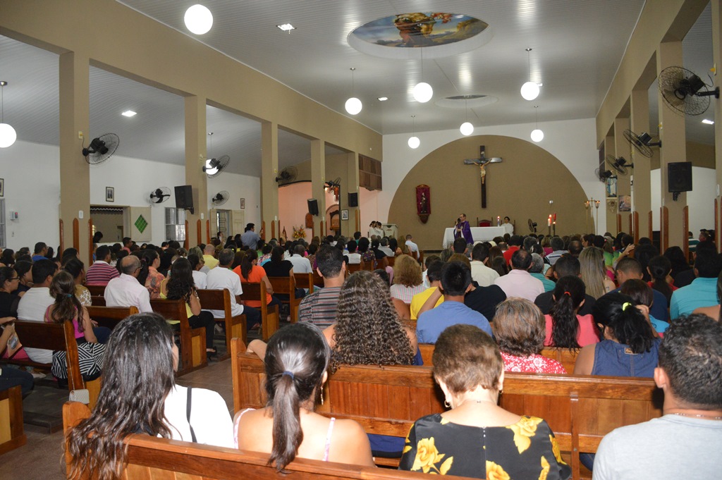 Missa solene em Picos