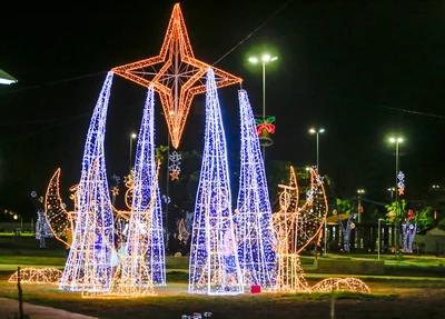 Decoração de natal no parque da cidadania