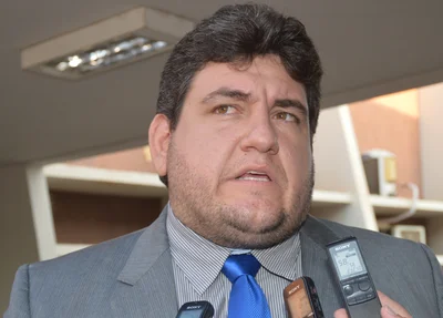 Hugo Victor recebe apoio de vereadores da oposição