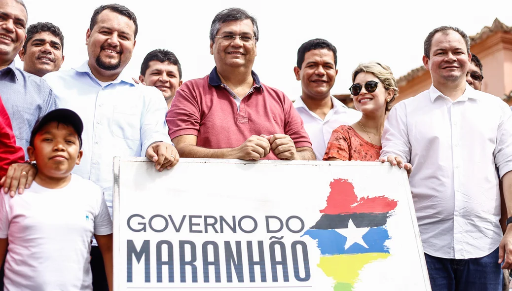 Governador visita obras de asfalto em Timon 