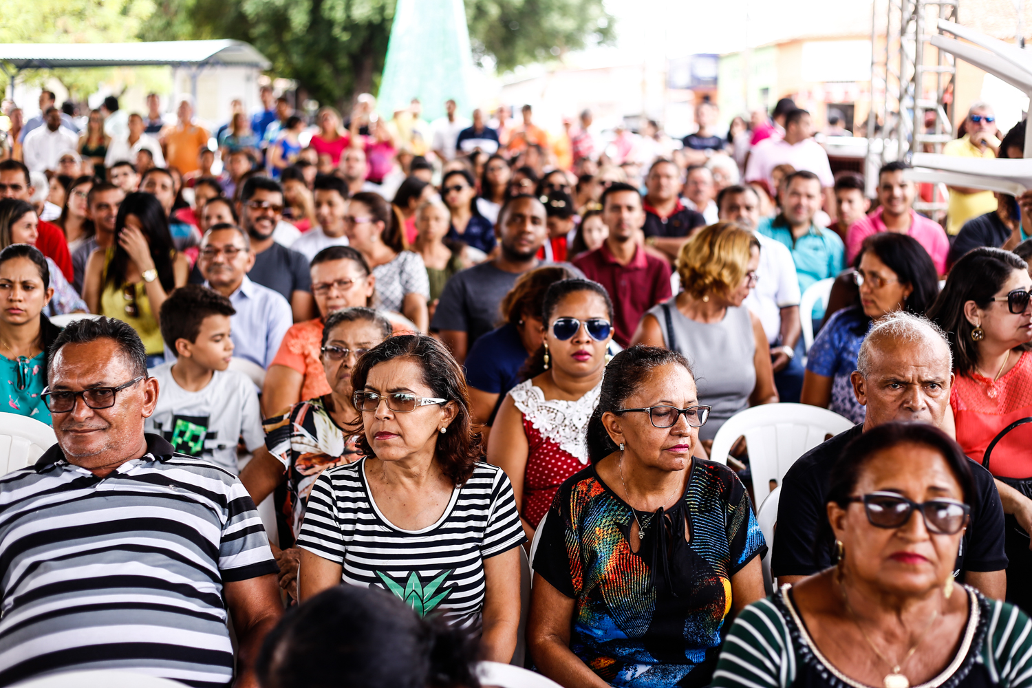 População na reforma da praça 