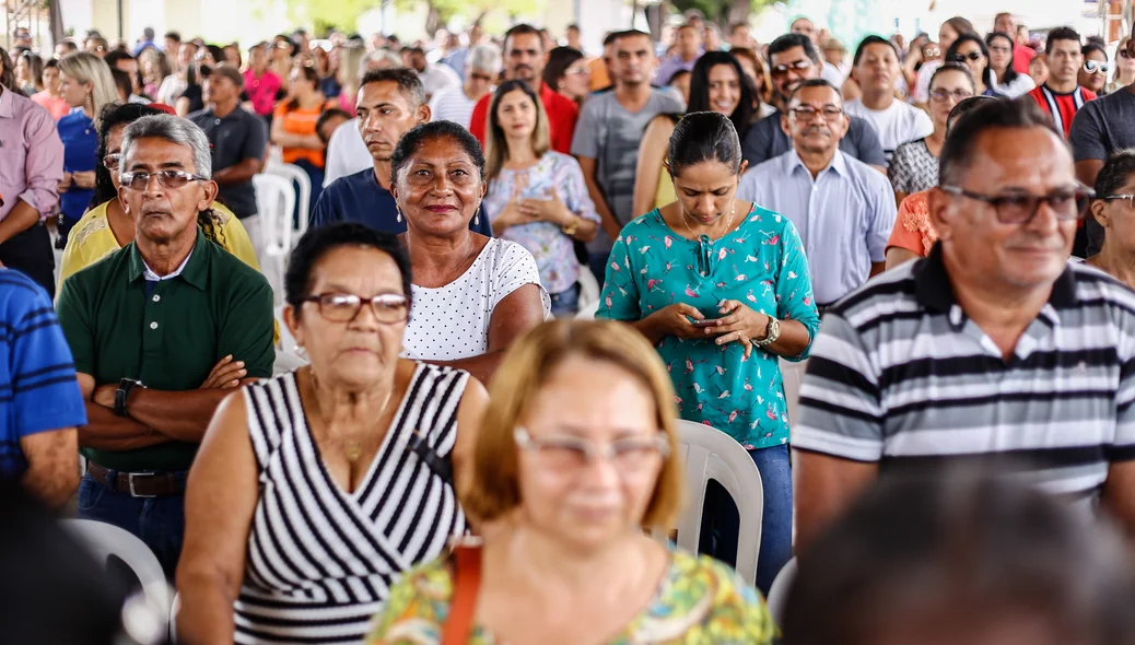 População na solenidade 