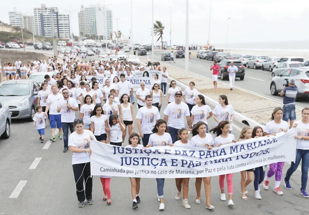 Caminhada pela paz por Mariana Costa