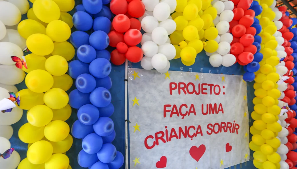Projeto faça uma criança sorrir