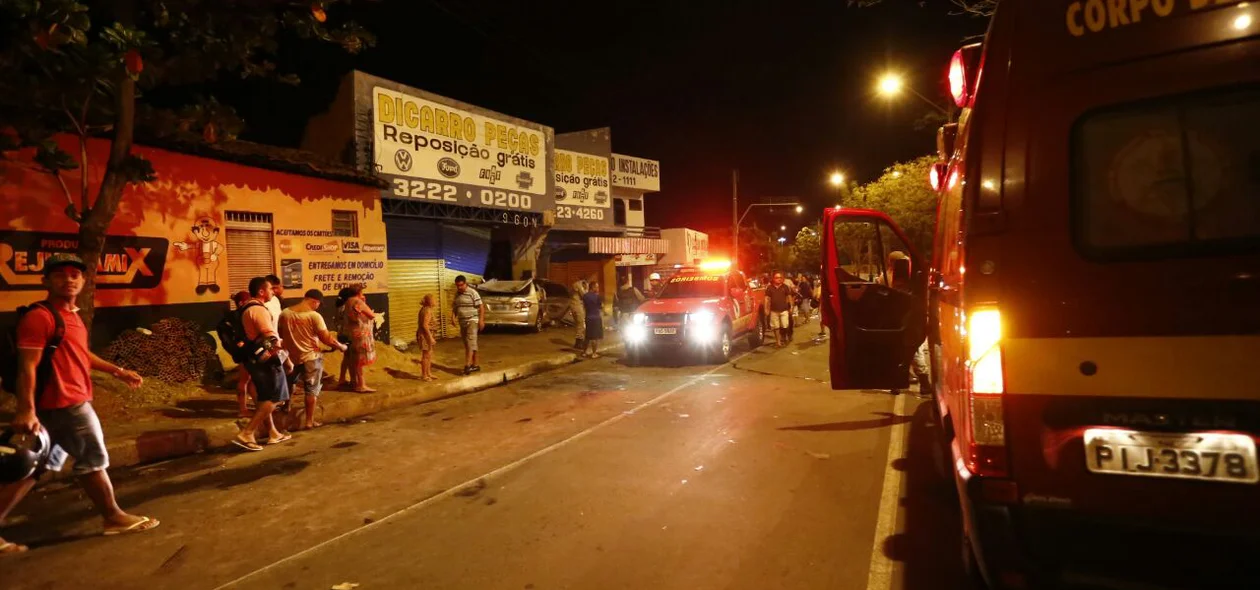 Acidente aconteceu na Avenida Miguel Rosa