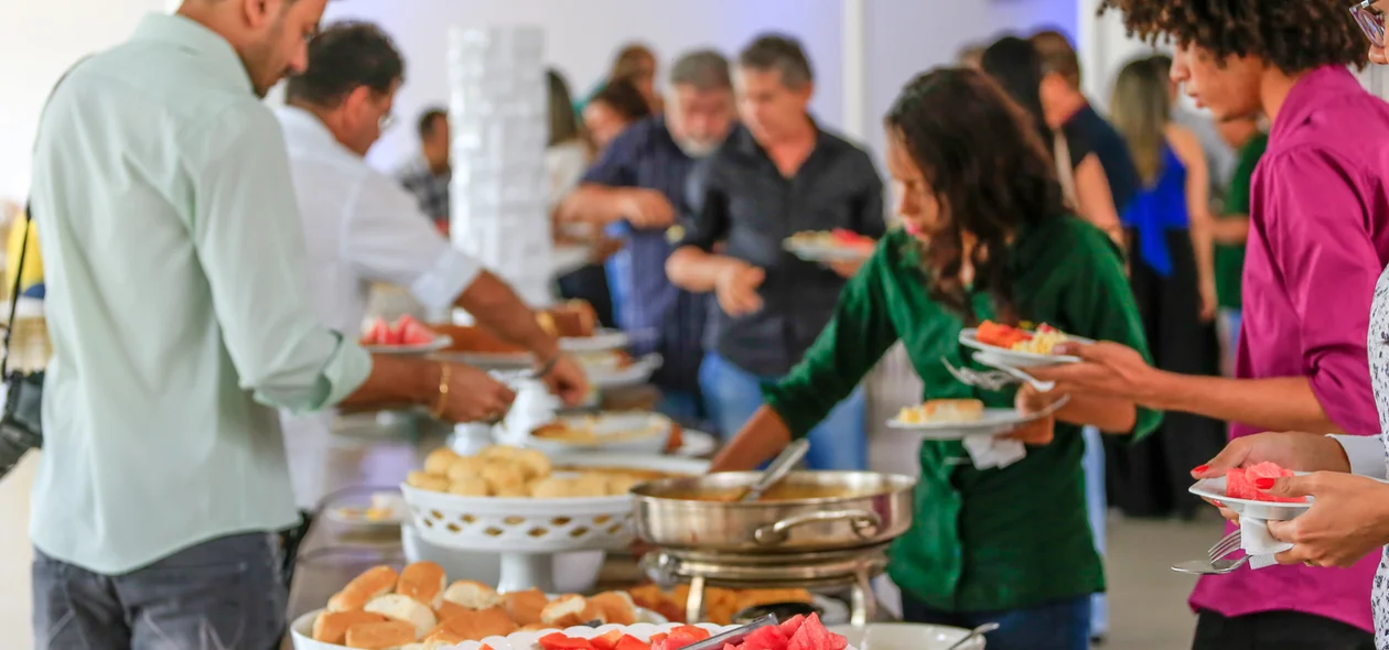 Mesa do café 