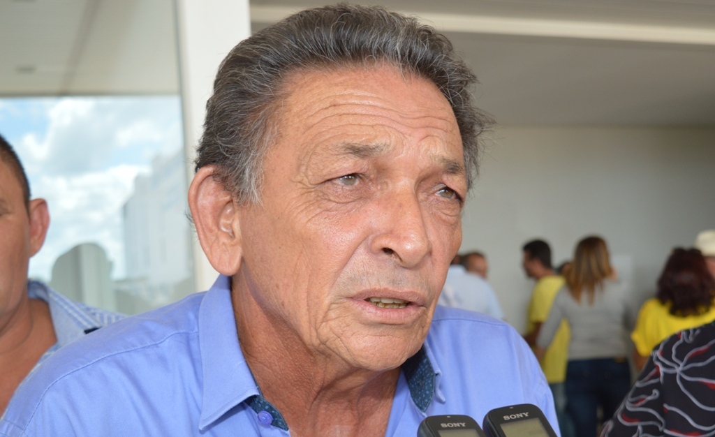 Assessoria de Gil Paraibano vai pedir cassação do mandato do Padre Walmir