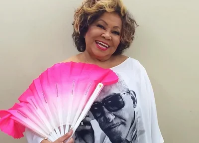 Cantora Alcione
