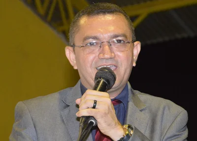Padre Walmir exonera servidores três dias após a nomeação