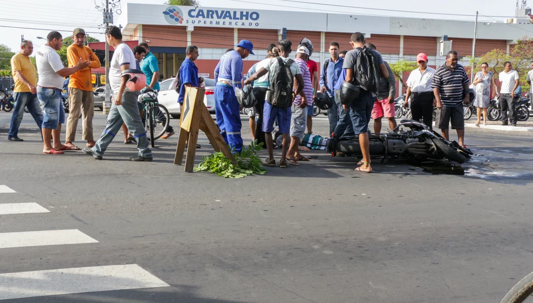 Acidente na avenida João XXIII