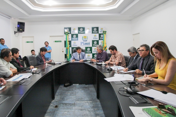 Reunião no Palácio de Karnak