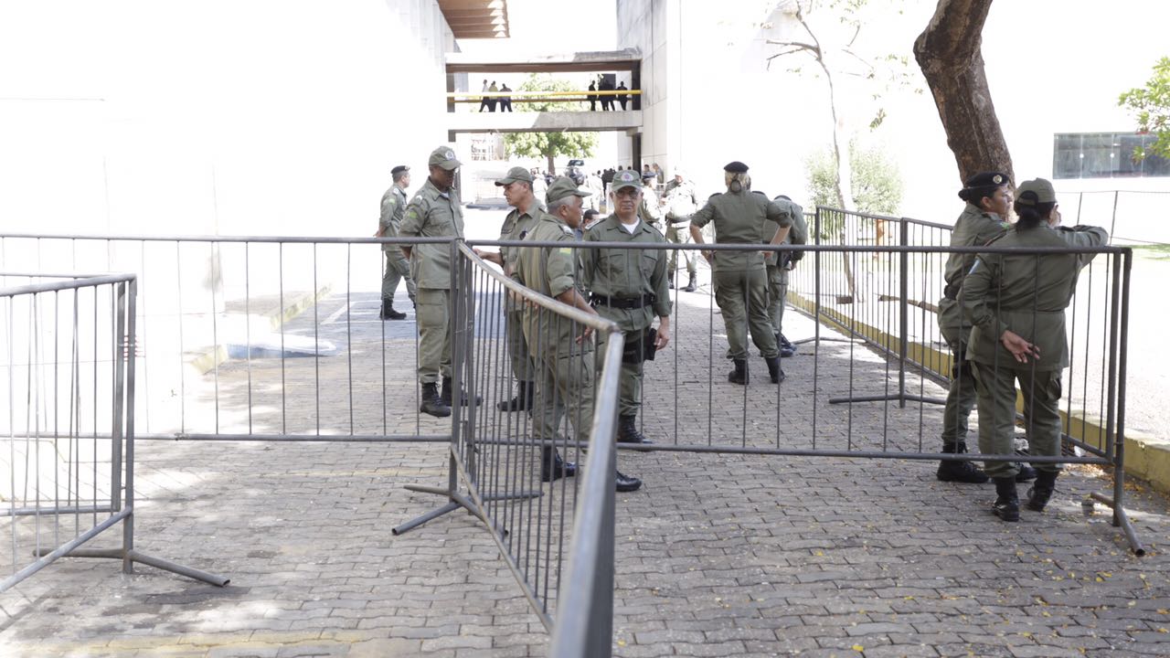 Polícia reforça segurança no local