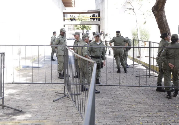 Polícia reforça segurança no local