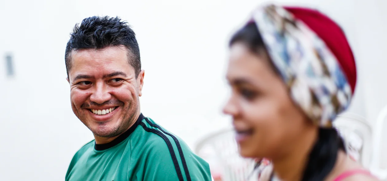 Marcos Dias feliz com a recuperação da esposa Hiasnaya Patrícia 