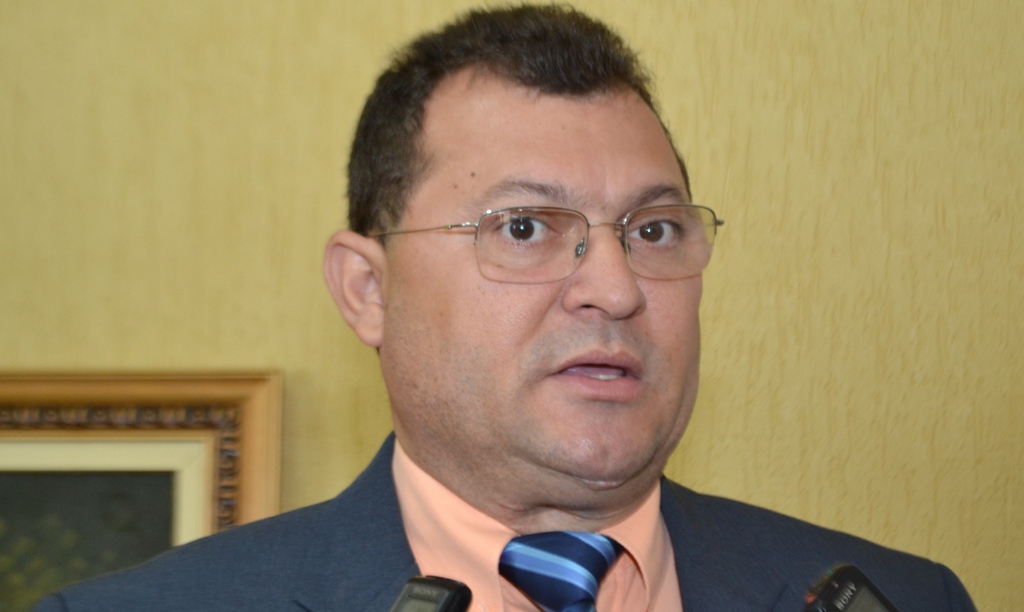 Chaguinha recua e desiste de concorrer à presidência da Câmara de Picos