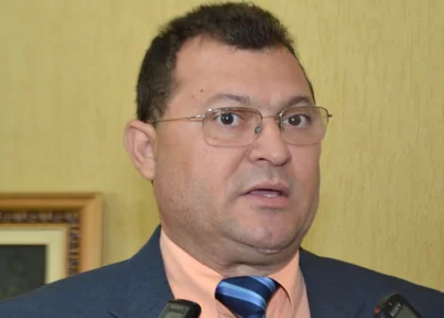 Chaguinha recua e desiste de concorrer à presidência da Câmara de Picos