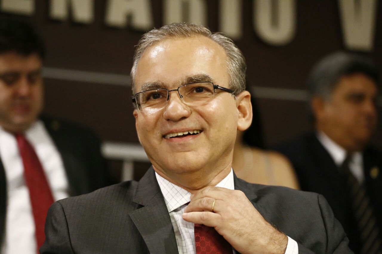 Firmino Filho tomou posse como prefeito