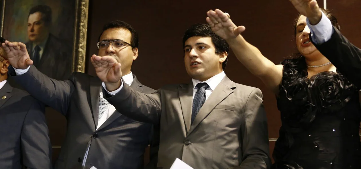 Novos vereadores de Teresina fazem juramento