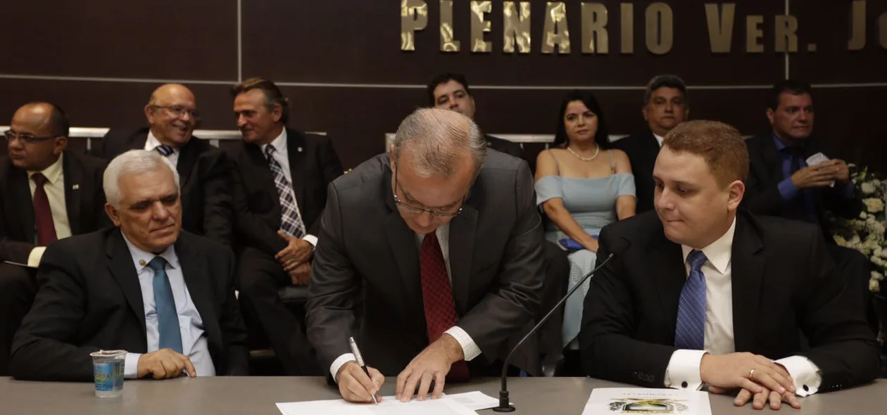 Prefeito Firmino Filho.jpg