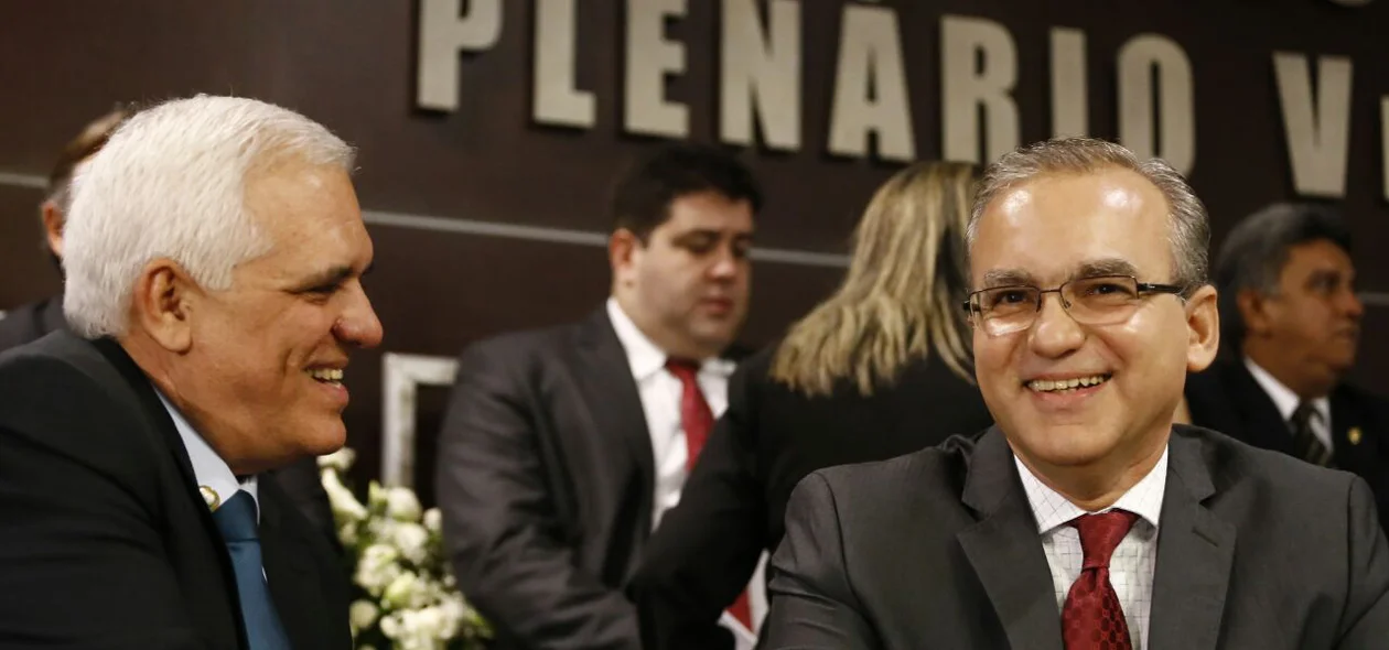 Themístocles e Firmino