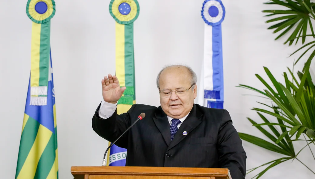 Charles da Silveira em seu juramento