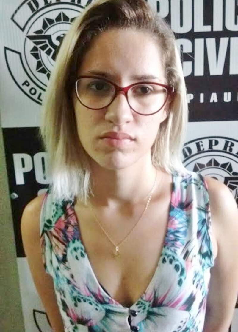 Enayra Carvalho