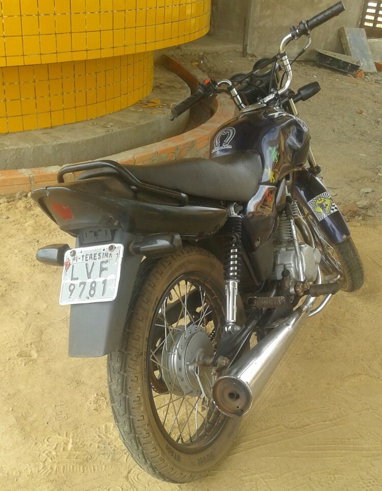 Moto é apreendida em Capitão de Campos