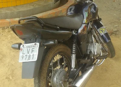 Moto é apreendida em Capitão de Campos