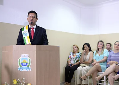 Prefeito Luciano Leitoa