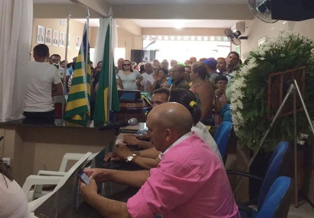 Velório de Chico Borges acontece na Câmara de Santana do Piauí