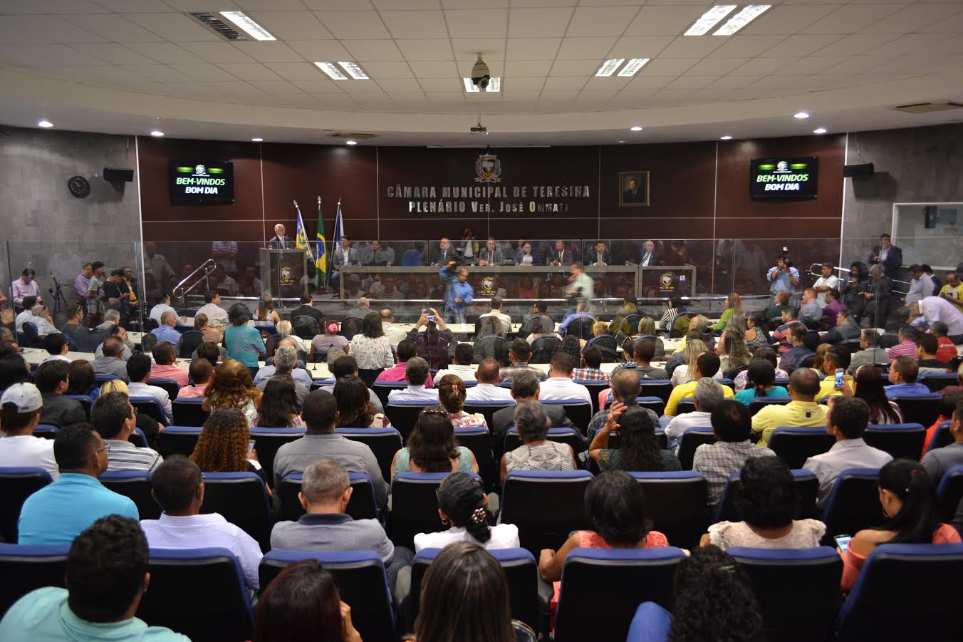 Sessão de posse dos suplentes de Teresina 