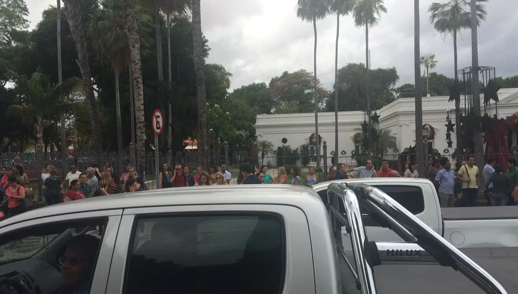 Teresinenses sentiram tremor e se assustaram